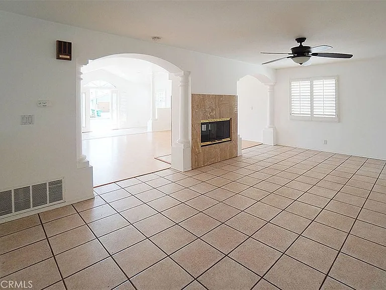 14925 Laurelgrove Cir — Photo 4