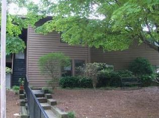 706 Parkaire Xing, Marietta, GA