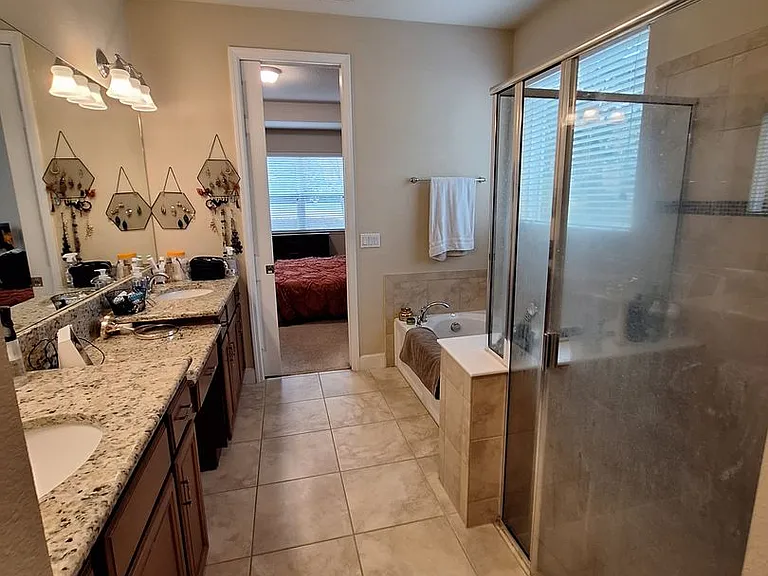 11825 Padua Ln — Photo 3