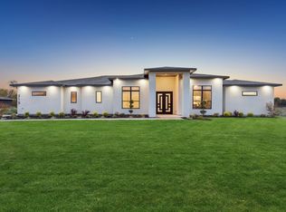 315 Whispering Way, Red Oak, TX 75154