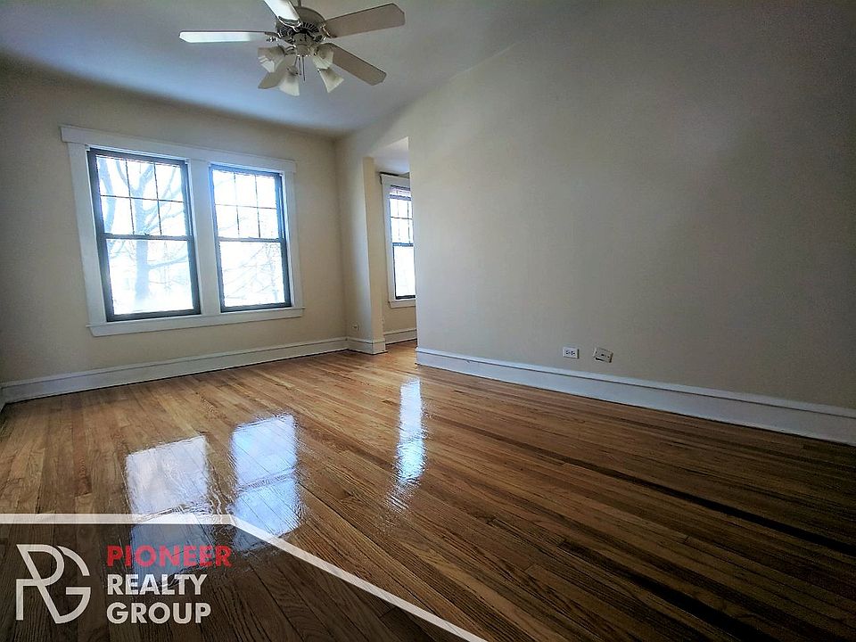 1st image of 1200 W Wellington Ave #2-3006