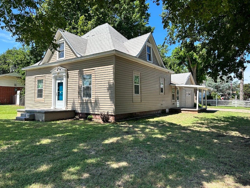 1702 S 6th St, Chickasha, OK 73018 Zillow
