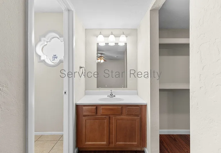 16602 N 25th St #109 — Photo 18