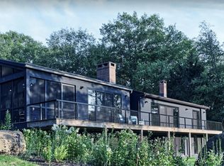 8 Chester Rd, Warren, CT 06754