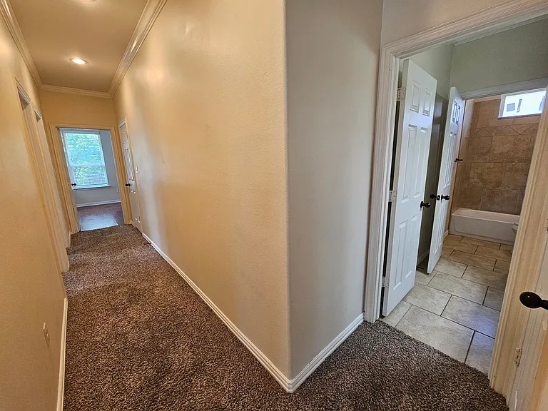 7721 Oak Garden Trl — Photo 12