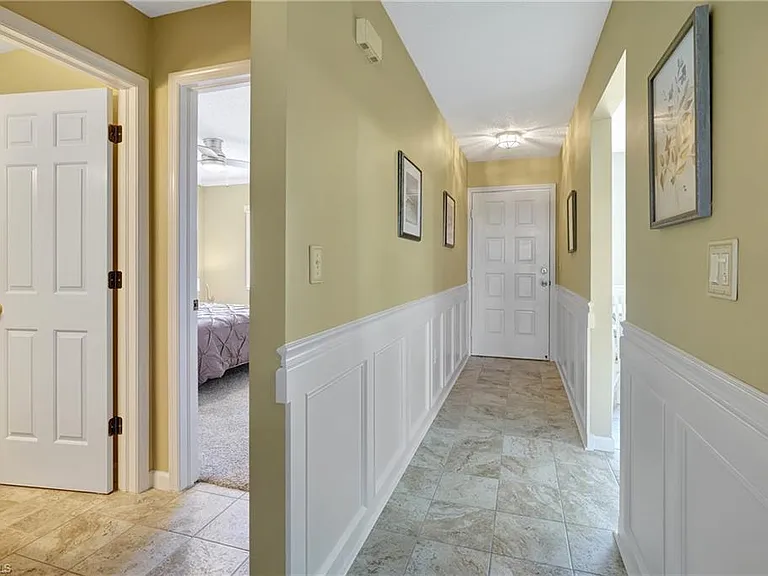 3062 Sandpiper Bay Cir #K302 — Photo 7