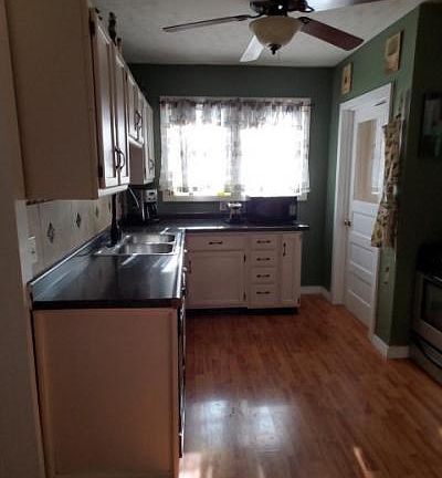 4th image of 479 Kentucky Ave