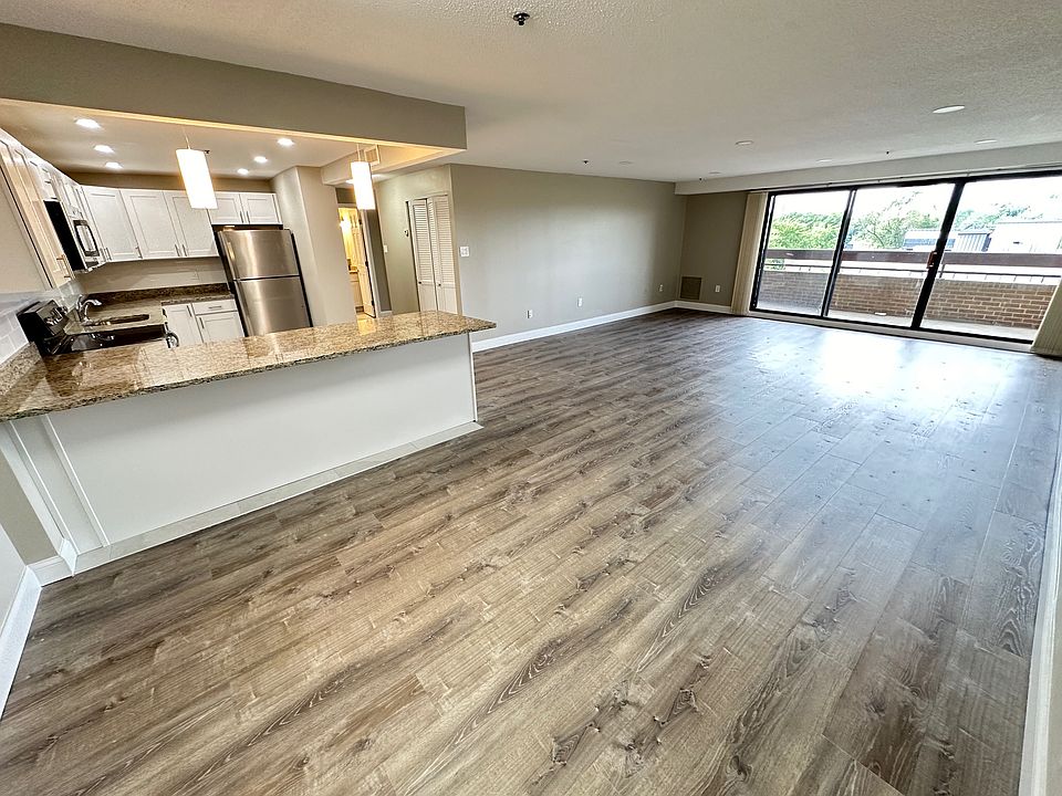 1st image of 58 Babcock St #13