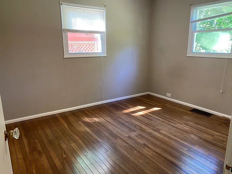 1821 Summit Dr — Photo 7