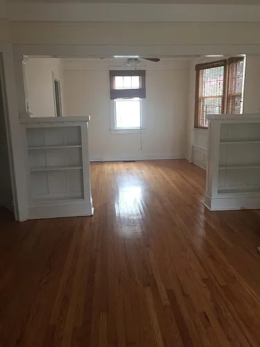 2101 Broadway St Photo 1