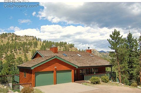 Level Drive & 2-car Garage