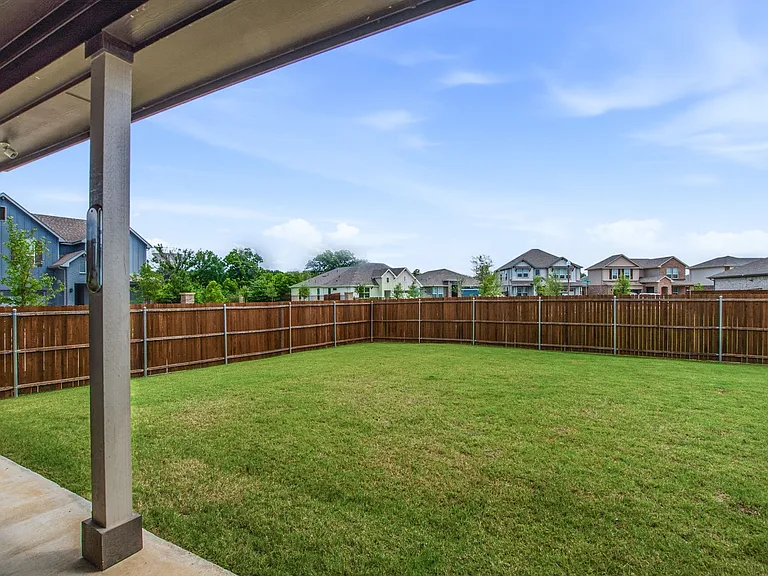 1501 Woodpecker St — Photo 33
