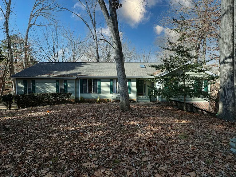208 Fairfax Way — Photo 90