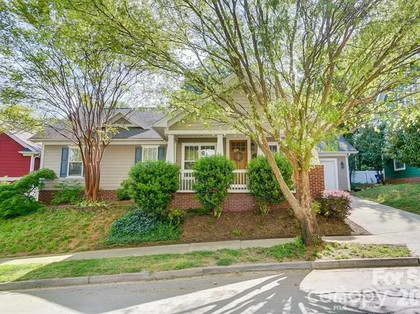 14100 Garden District Row, Huntersville, NC 28078