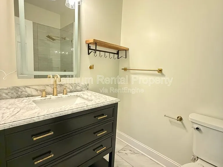 5975 Waterford Pl — Photo 24