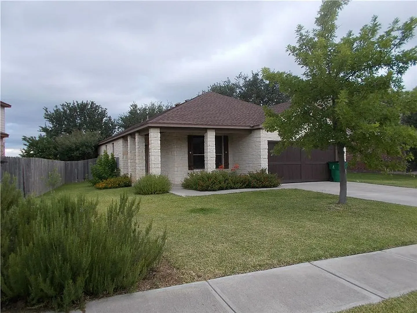 Charming 3-Bedroom, 2-Bath Home with Private Backyard | Cedar Park, TX — Photo 1