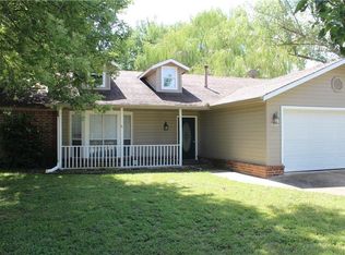 3401 W Cornell St, Fayetteville, AR 72704