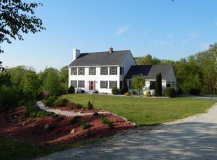 729 Robinson Rd, Pembroke, NH 03275