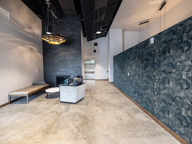 The District Lofts — Photo 33