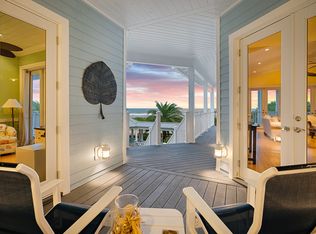 1061 Ocean Dr, Juno Beach, FL 33408