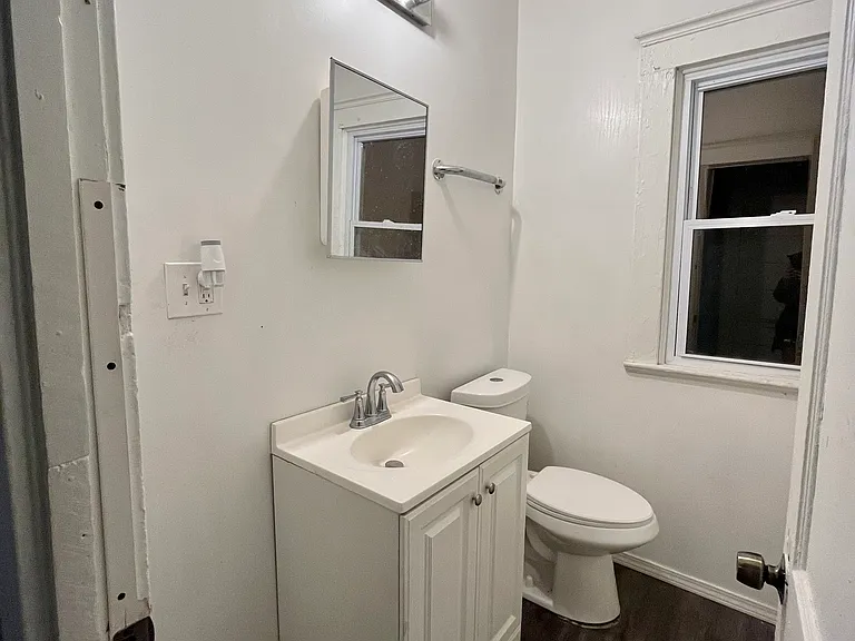 10937 Massie Ave #1 — Photo 6