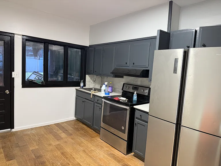 126 Center St #1 — Photo 2