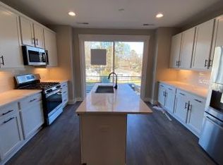 2965 Simpson Dr #SYN0214, Charlotte, NC 28205