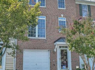 4122 Fairfax Center Creek Dr, Fairfax, VA 22030