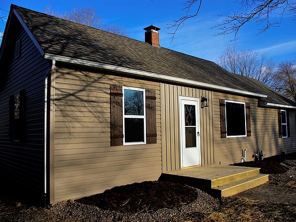 3rd image of 143 Bollinger St