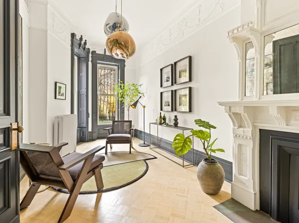 226 6th Avenue image 3 of 20