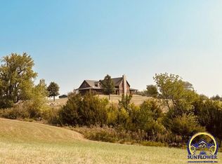 16148 NW 70th St, Rossville, KS 66533