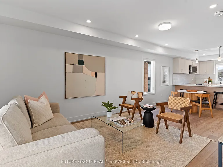 15 Acorn Ave #1 — Photo 1
