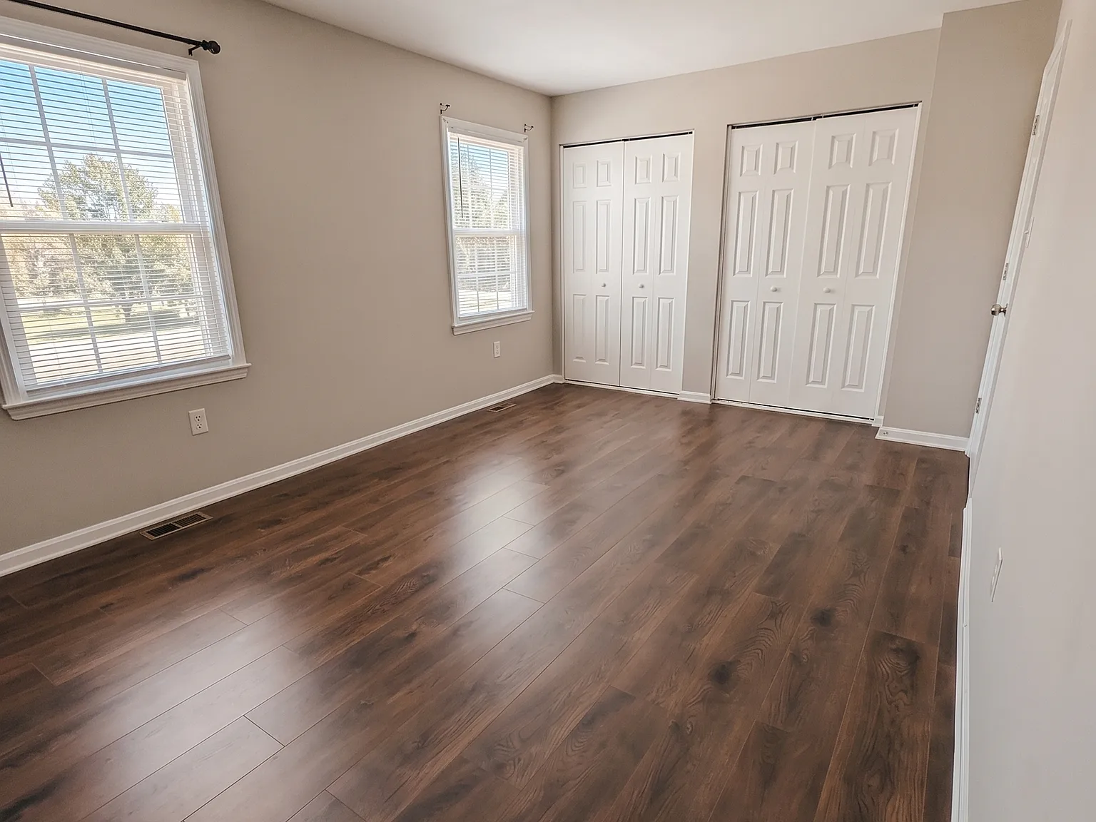 1 bed, 1850 sqft, $900 — Photo 4