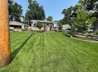 6255 W Lake Dr, Haslett, MI 48840