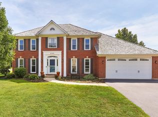 600 Apple River Dr, Naperville, IL