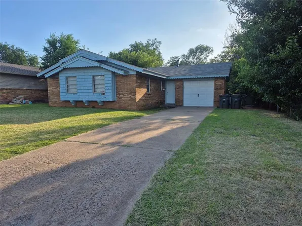 905 Shalimar Dr, Del City, OK 73115