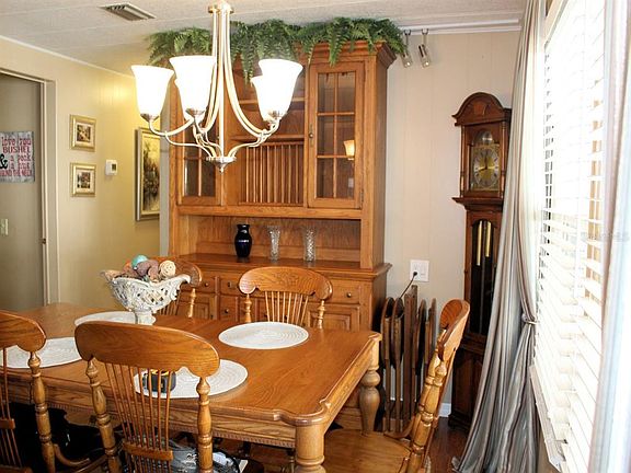 5th image of 26 Royal Palm Cir