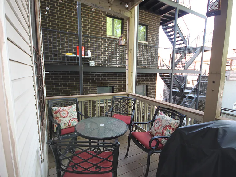 3338 N Kenmore Ave #3 — Photo 15
