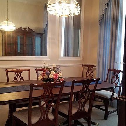 5th image of 632 Field Club Cir