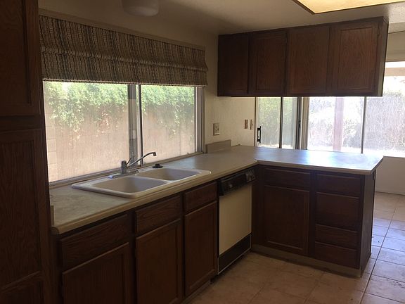 3rd image of 4319 W Morrow Dr