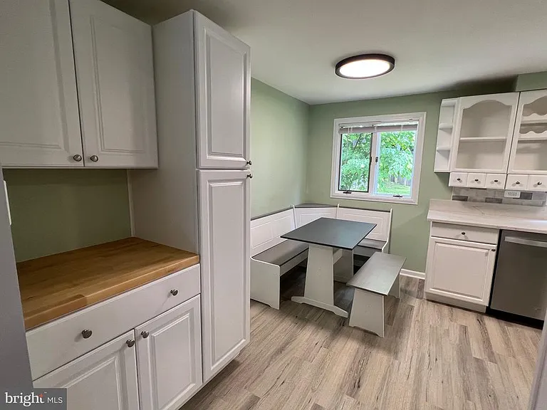 23 Greentree Ln — Photo 8