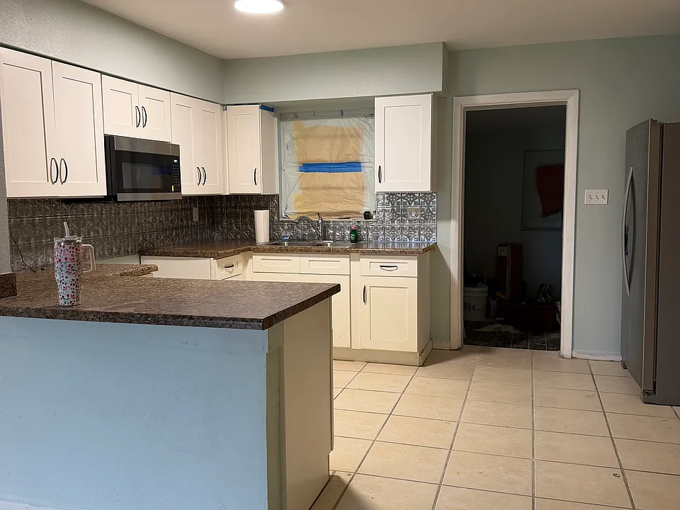 8709 Navajo Ave