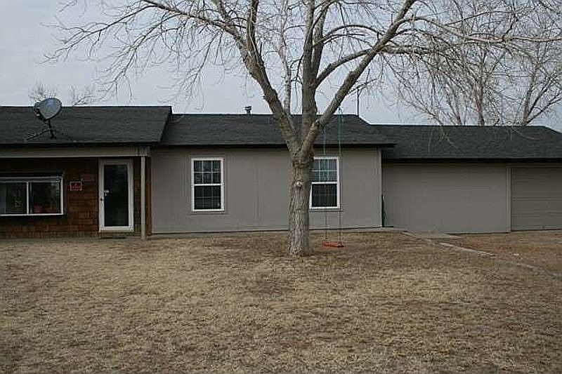 1st image of 414 Nocona Dr
