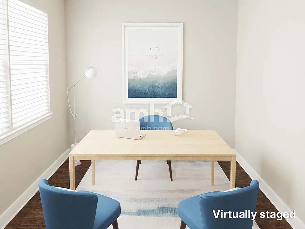 4 bed, 2.5 bath, 2329 sqft, $2,920 — Photo 4