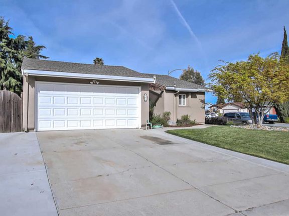 2nd image of 183 Sun Blossom Dr