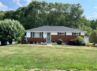 135 Lagonda Rd, Washington, PA 15301