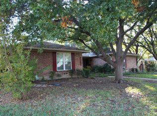 7622 Meadow Oaks Dr, Dallas, TX 75230