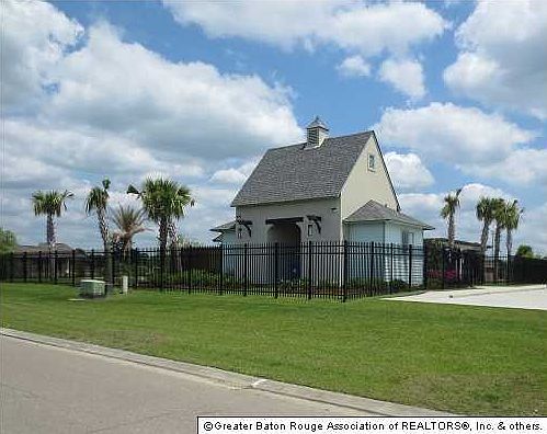 4th image of 6612 Clark Plantation Dr