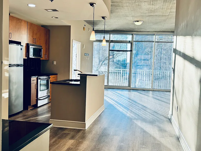 950 W Peachtree St #813 — Photo 7