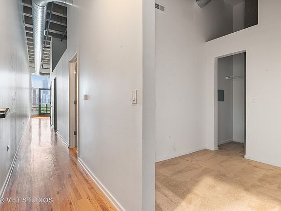 2nd image of 1645 W Ogden Ave Unit 609
